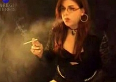 Smoking Shemale t-girl Michelle Love smoking t-girl smoking fetish - 5