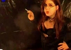 Smoking Tranny t-girl Michelle Hallow smokin' t-girl smokin' fetish - 1